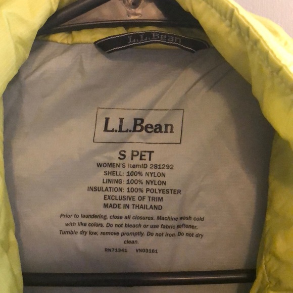 L.L.Bean woman’s coat - Picture 3 of 5